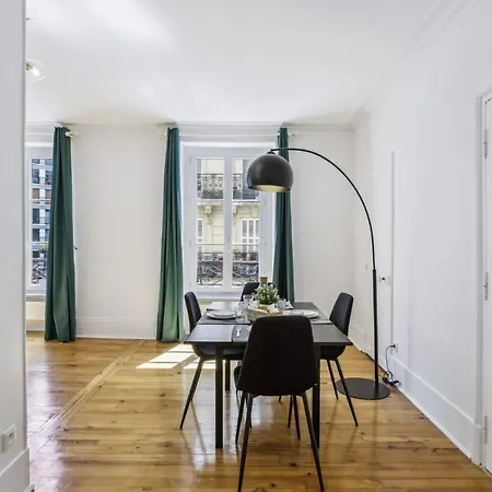 Apartment Trocadero & Eiffel Tower - Cityapartmentstay *
